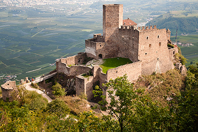 Schloss Hocheppan im Burgendreieck